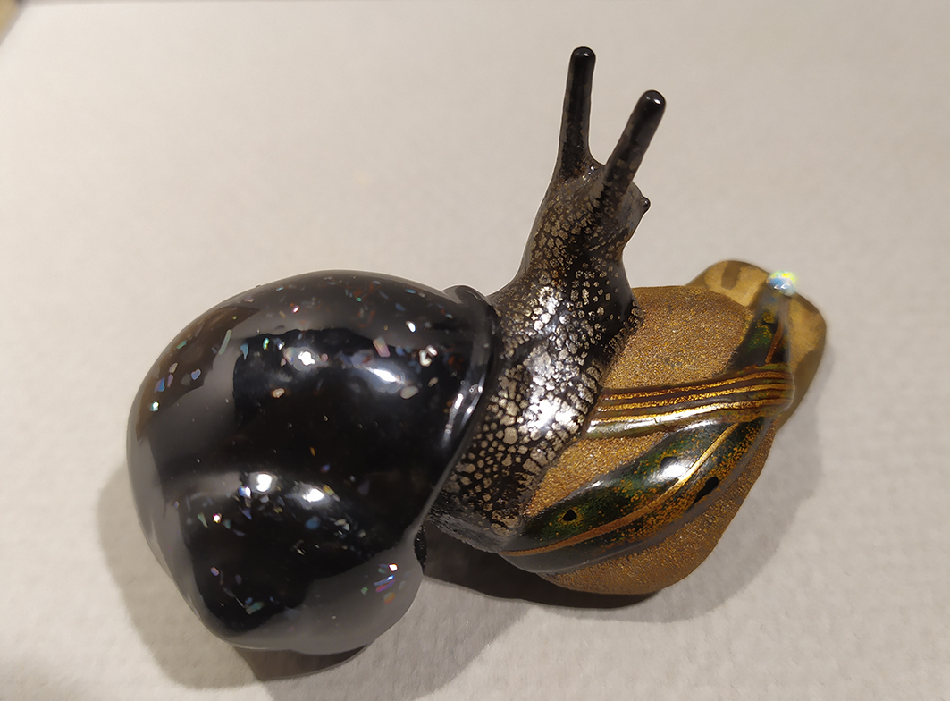 Snail and dew drop 03